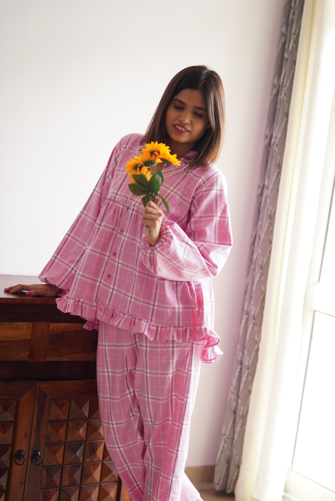 Cuddle – Pink Check Night Suit