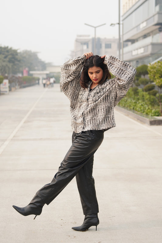 Ease- Oversized Casual Shirt