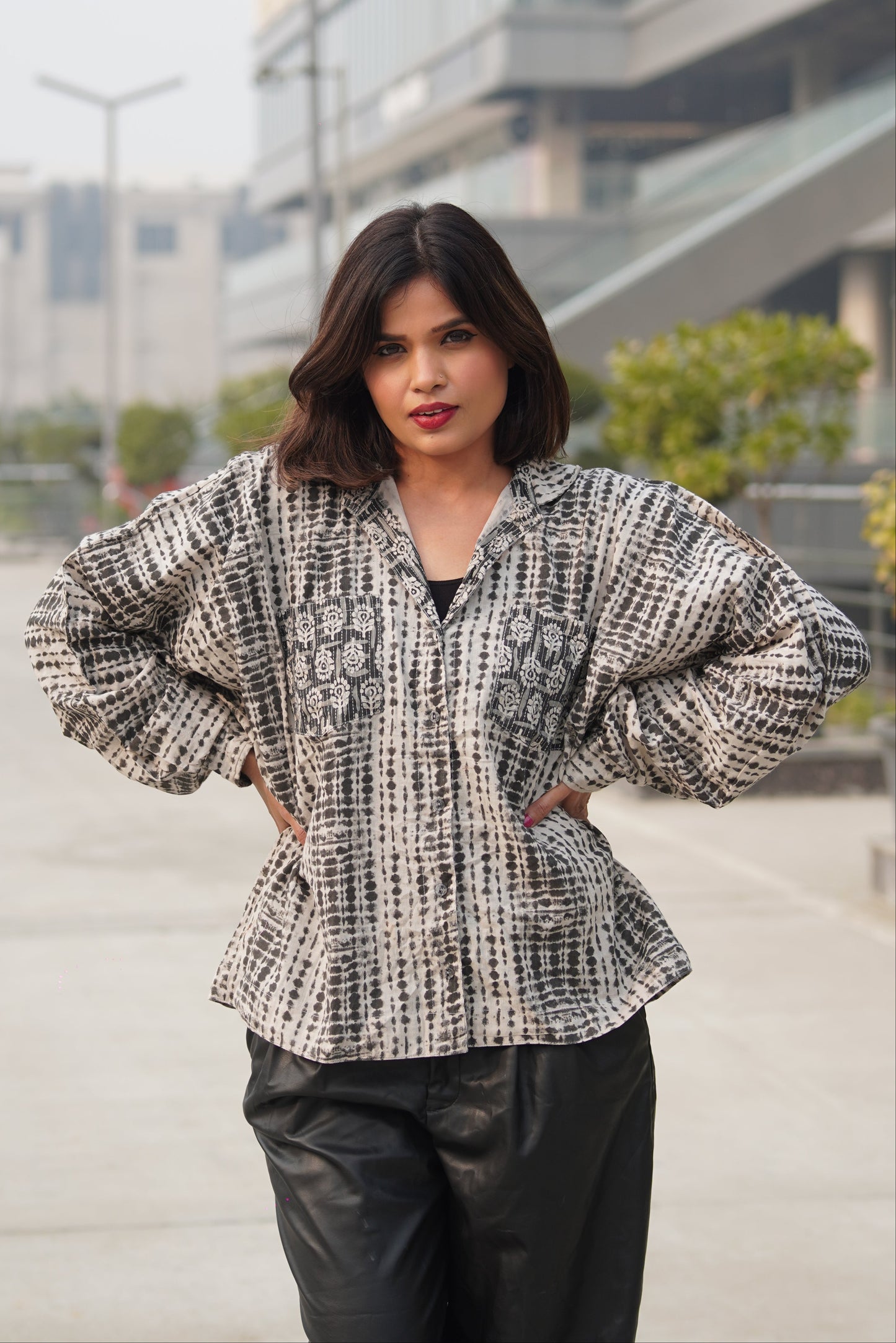 Ease- Oversized Casual Shirt